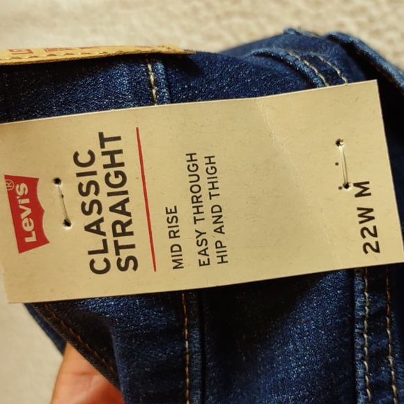 NWT Levi's 22W Classic Straight Jeans - Picture 6 of 16